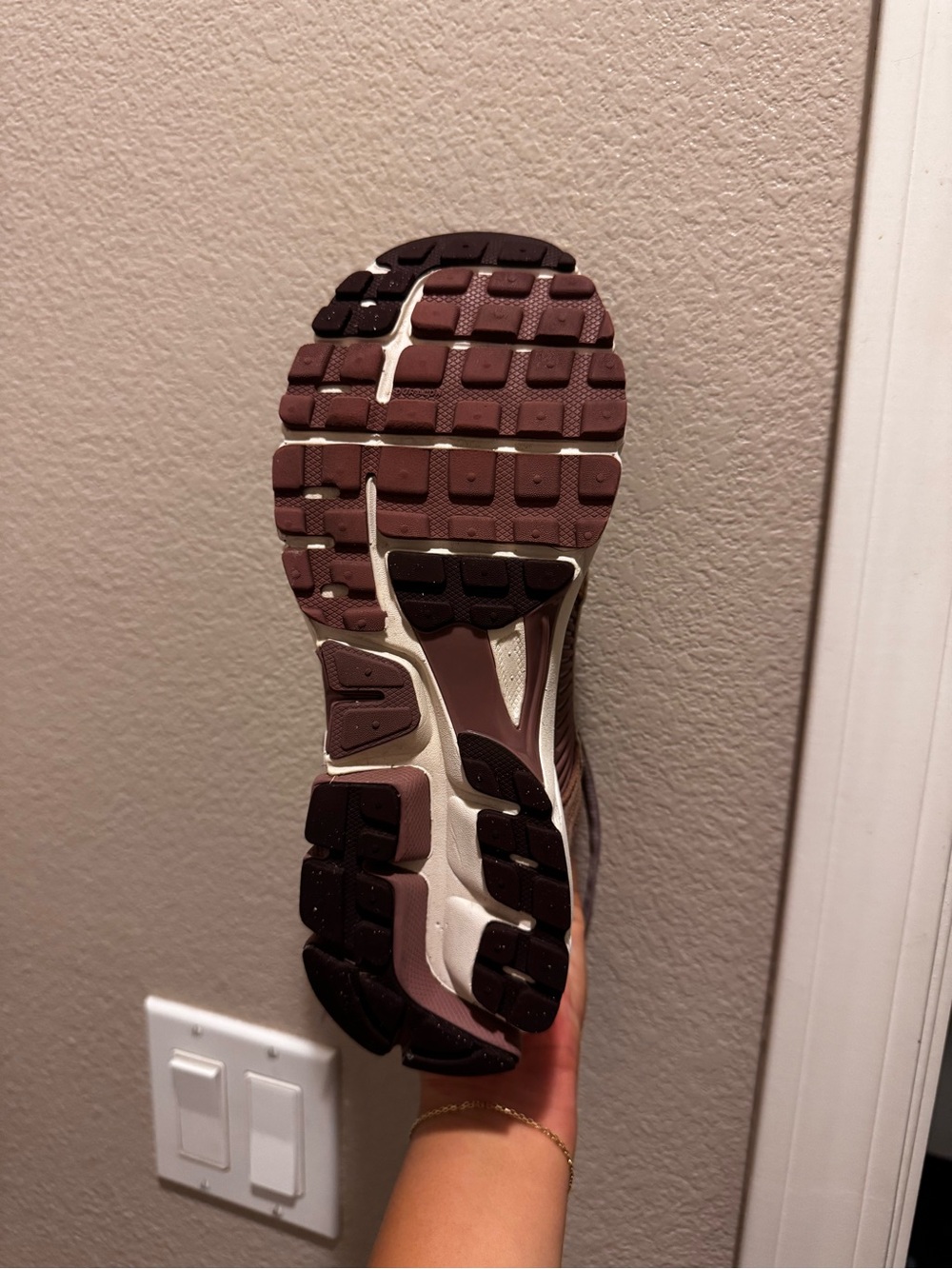 Nike Vomero 5 Dusted Clay Great Condition Size M 6.5 W 8 - Picture 6 of 8